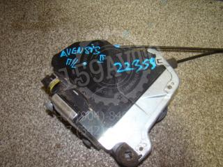 Замок двери передней левой Toyota Avensis 2