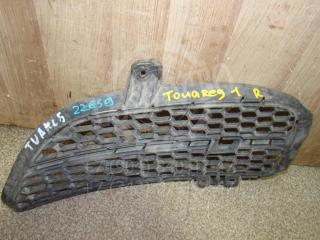 Решетка в бампер правая Volkswagen Touareg 1 Б/У Решетка в бампер правая Volkswagen Touareg 1