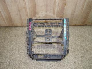 Рамка магнитолы Volkswagen Golf 4 Б/У Рамка магнитолы Volkswagen Golf 4