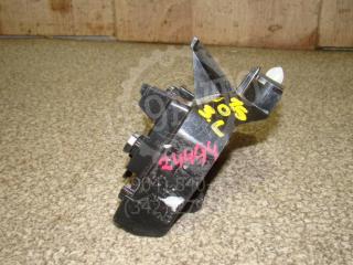 Кронштейн заднего бампера левый Toyota Land Cruiser Prado Б/У Кронштейн заднего бампера левый Toyota Land Cruiser Prado