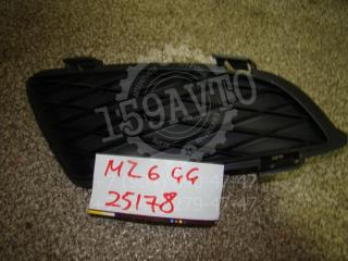 Заглушка в бампер правая Mazda 6