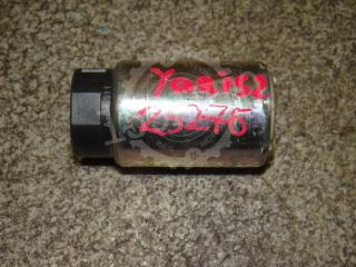 Насос топливный Toyota Yaris 2007