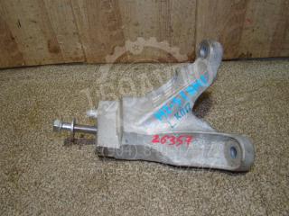 Кронштейн КПП левый Mazda 3