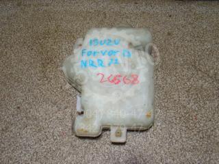 Запчасть бачок омывателя лобового стекла Isuzu Forward