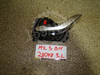 Ручка двери внутренняя левая Mazda 3