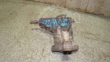 Кулак поворотный задний правый Toyota Carina E Б/У Кулак поворотный задний правый Toyota Carina E