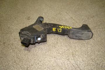 Педаль газа Toyota Corolla 2014 Б/У Педаль газа Toyota Corolla 2014