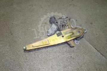 Стеклоподъемник задний левый Toyota RAV4 Б/У Стеклоподъемник задний левый Toyota RAV4