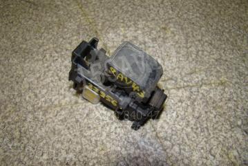 Фото запчасти кнопка стеклоподъемника Toyota RAV4 Б/У запчасть Запчасть кнопка стеклоподъемника Toyota RAV4