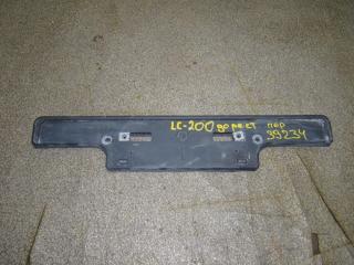 Накладка переднего бампера под номер Toyota Land Cruiser Б/У Накладка переднего бампера под номер Toyota Land Cruiser