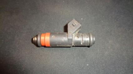 Фото запчасти форсунка топливная Datsun mi-DO Б/У запчасть Запчасть форсунка топливная Datsun mi-DO