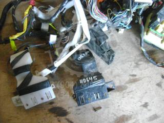 Фото запчасти проводка салонная Mitsubishi Carisma Б/У запчасть Запчасть проводка салонная Mitsubishi Carisma