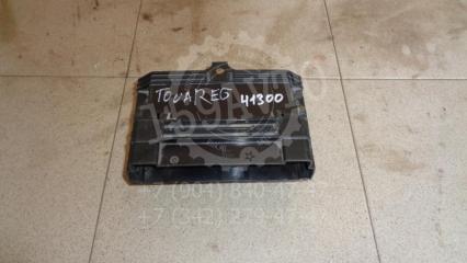 Запчасть кронштейн Volkswagen Touareg 1