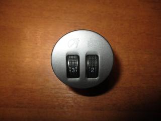 Запчасть кнопка корректора фар Chery IndiS S18D