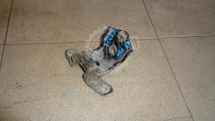 Петля двери задней правой нижняя Mazda 6 Б/У Петля двери задней правой нижняя Mazda 6