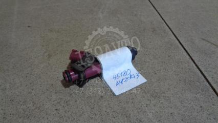 Запчасть форсунка топливная Mazda 3 2006