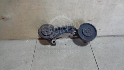 Кронштейн ролика-натяжителя ремня Toyota Land Cruiser 2008