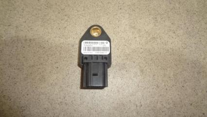 Фото запчасти датчик air bag Jeep Compass 2007 Б/У запчасть Запчасть датчик air bag Jeep Compass 2007