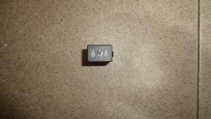 Фото запчасти реле Volkswagen Polo 5 Б/У запчасть Запчасть реле Volkswagen Polo 5