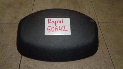 Обшивка двери багажника Skoda Rapid 1