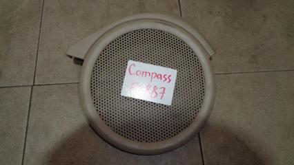 Запчасть решетка динамика Jeep Compass 2007