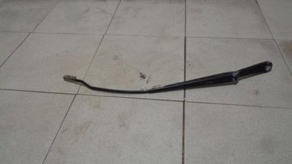 Поводок стеклоочистителя передний правый Skoda Fabia 1 2005 Б/У Поводок стеклоочистителя передний правый Skoda Fabia 1 2005