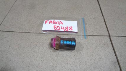 Датчик включения вентилятора Skoda Fabia 1 2005