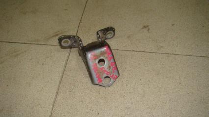 Петля двери передней левой нижняя Mazda 6 Б/У Петля двери передней левой нижняя Mazda 6