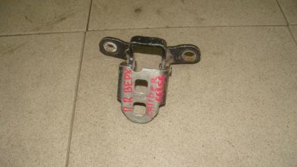 Запчасть петля двери передней правой верхняя Dodge Caliber