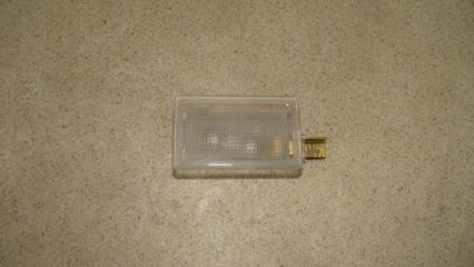 Фото запчасти плафон салонный SsangYong Actyon 2 2012 Б/У запчасть Запчасть плафон салонный SsangYong Actyon 2 2012