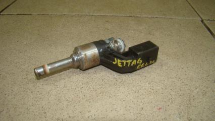 Форсунка топливная Volkswagen Jetta 2013