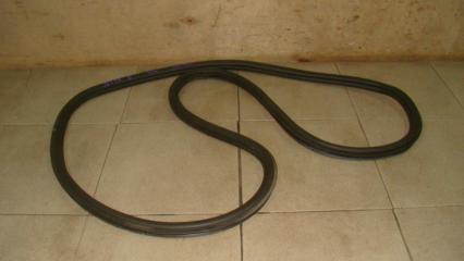 Уплотнитель двери Volkswagen Jetta 2013 Б/У Уплотнитель двери Volkswagen Jetta 2013