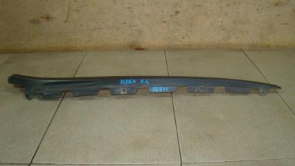 Фото запчасти молдинг лобового стекла Fiat Albea Б/У запчасть Запчасть молдинг лобового стекла Fiat Albea