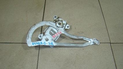 Фото запчасти стеклоподъемник механический задний правый Opel Astra Б/У запчасть Запчасть стеклоподъемник механический задний правый Opel Astra