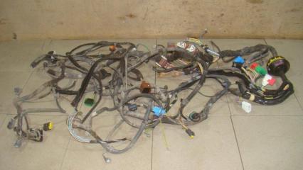 Запчасть проводка подкапотная Peugeot 408