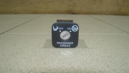 Выключатель Toyota Corolla