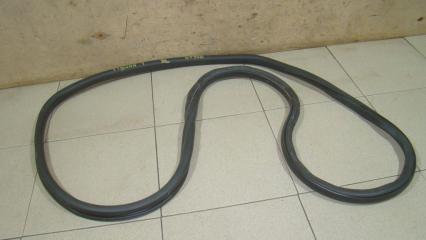 Уплотнитель двери Volkswagen Tiguan 1 2012 Б/У Уплотнитель двери Volkswagen Tiguan 1 2012