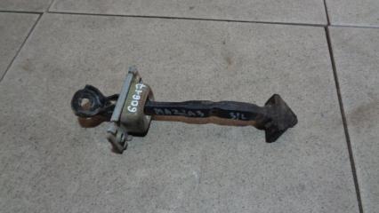 Ограничитель двери Mazda 3 Б/У Ограничитель двери Mazda 3