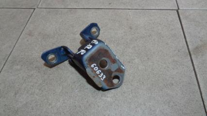 Запчасть петля двери передней Mazda 3