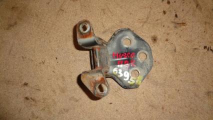 Фото запчасти петля двери передней правой верхняя SsangYong Musso 1 1998 Б/У запчасть Запчасть петля двери передней правой верхняя SsangYong Musso 1 1998