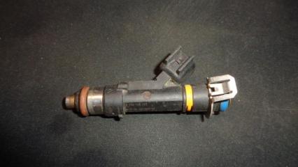 Запчасть форсунка топливная Mazda 3