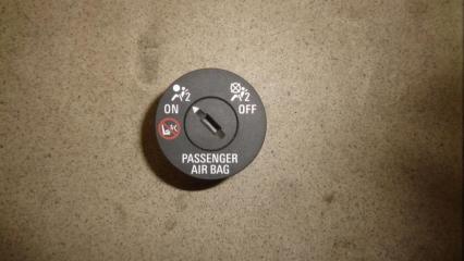 Запчасть выключатель Chevrolet Cruze