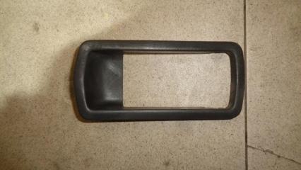 Крышка кронштейна сиденья Toyota RAV4