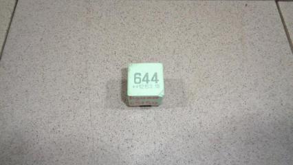 Фото запчасти реле Volkswagen Tiguan 1 2012 Б/У запчасть Запчасть реле Volkswagen Tiguan 1 2012