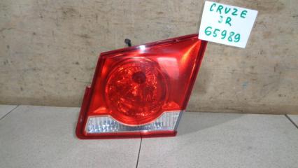 Фото запчасти фонарь задний внутренний правый Chevrolet Cruze Б/У запчасть Запчасть фонарь задний внутренний правый Chevrolet Cruze