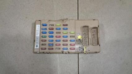 Фото запчасти блок предохранителей Subaru Impreza Б/У запчасть Запчасть блок предохранителей Subaru Impreza