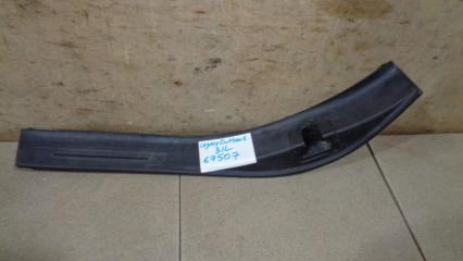 Фото запчасти накладка порога внутренняя Subaru Outback 2010 Б/У запчасть Запчасть накладка порога внутренняя Subaru Outback 2010
