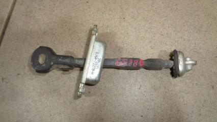 Ограничитель двери Mazda 6 Б/У Ограничитель двери Mazda 6