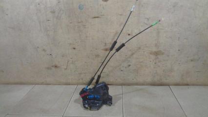 Замок двери передней левой Toyota Camry