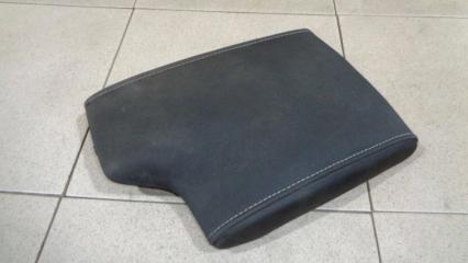 Подлокотник Toyota Hilux 8 2015 Б/У Подлокотник Toyota Hilux 8 2015